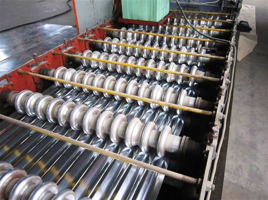 0.35mm 0,4mm 0,45mm Épaisseur Spangle régulier Pleine feuille de toiture galvanisée dure pour la construction de bâtiments