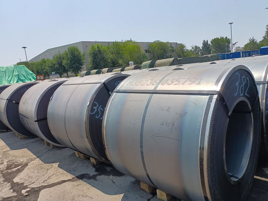 Q195 Q235 Q345 Q235B 0,8-300 mm épaisseur MS HRC Fer à faible teneur en carbone bobine en acier laminé à chaud pour conteneur ou expédition en vrac
