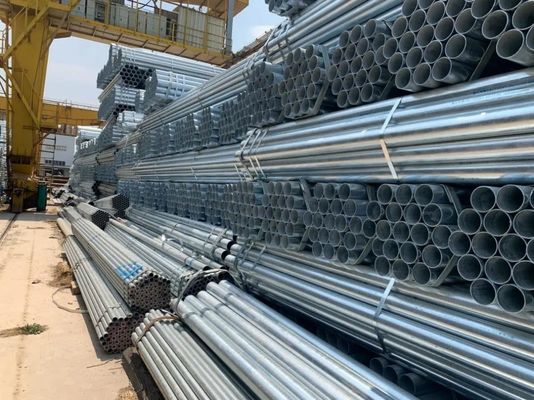 Service de soudage de tuyaux API Fabrication de tuyaux galvanisés ronds d'épaisseur de 3,5 mm et 2,5 mm pour les bâtiments