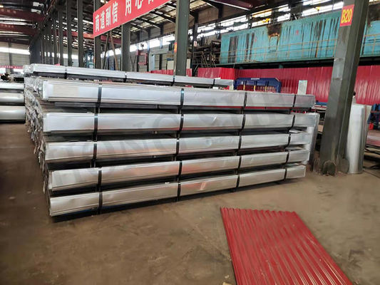 600-1500 mm Largeur Zinc IBR GI tôle de toiture galvanisée avec 0,6 mm d'épaisseur et option de personnalisation du logo