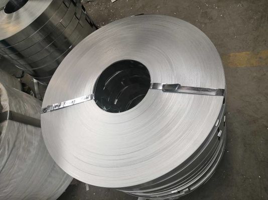 Rôles d'acier galvanisé non huilés 0,6 mm * 160 mm 0,8 mm * 200 mm pour le certificat PVOC en vrac