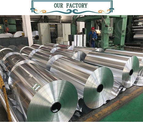 Technique laminé à froid Q195 Q235 1060 3105 1100 Ruloir en feuille de bobine d'aluminium pour les bâtiments Largeur 600-1250 mm
