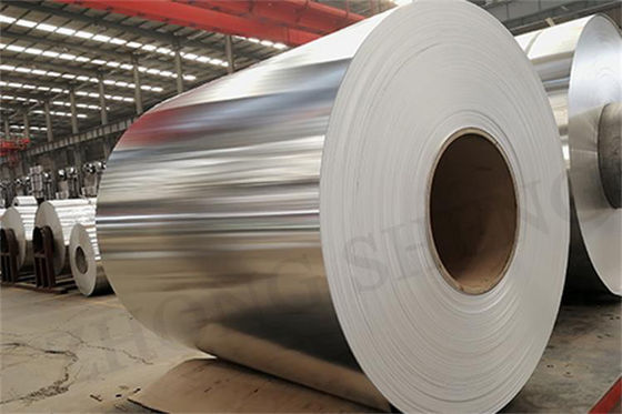 Technique laminé à froid Q195 Q235 1060 3105 1100 Ruloir en feuille de bobine d'aluminium pour les bâtiments Largeur 600-1250 mm