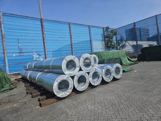 Service de décoiling 0,5 mm épaisseur Ride couleur recouverte de prépeinture PPGI bobine d'acier pour la feuille ondulée dans toutes les couleurs RAL