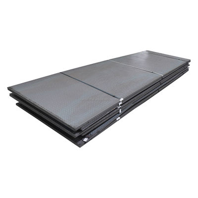 Plaque à carreaux en acier à chaud laminée Q235B de qualité Prime d'épaisseur de 2,5 à 8,0 mm et de largeur de 600 à 1800 mm