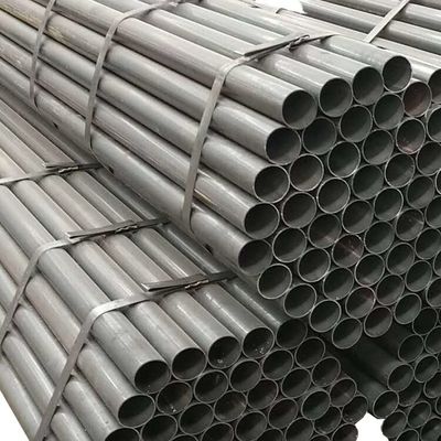Technique ERW Pipe en acier au carbone Tubes en acier noir sans soudure Pour les installations hydrauliques / pétrolières / gazières