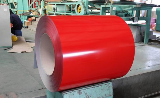 Coils PPGI galvanisés prépeints Coil d'acier revêtu de couleur avec une largeur de 100-1500 mm Tolérance ± 1%