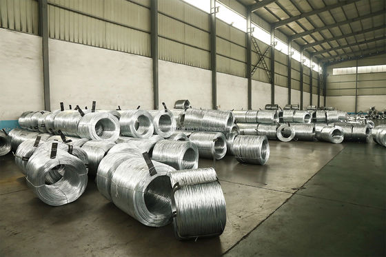 SAE1008 SAE1006 2.2 mm 2.5 mm 3.2 mm Fil d'acier galvanisé à tolérance ± 1% et revêtement en zinc