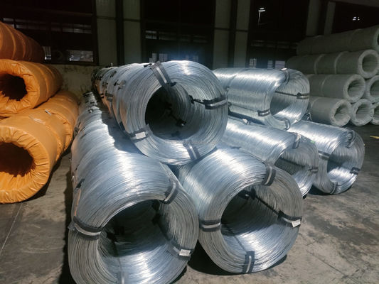 Bien élastique fil d'acier galvanisé de fer pour GI fil anti-corrosion de qualité Q195/Q235/SAE1006/SAE1008 revêtement revêtement zinc