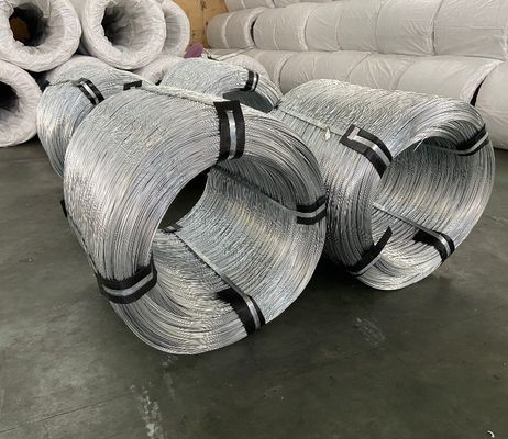 30%TT Avance 70% Solde Q235 Fil d'acier galvanisé 1,3 mm 2,3 mm GI Fil de fer barres pour bâtiment Construction acier déformé