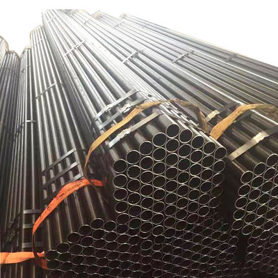 Q235B Grade SABS Certifié 6 Meter Round ERW Pipe en acier au carbone noir pour la vente directe de tuyaux soudés