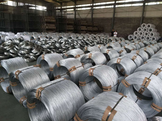 SAE1006-1008 GI fil de liaison BWG 21 0,83 mm fil de fer galvanisé électro-immergé à chaud pour la construction au Vietnam personnalisé