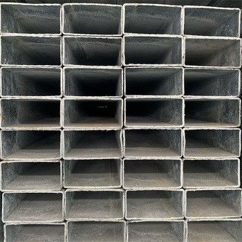 Tubes en acier galvanisé rectangulaire de 20x40 Tubes en acier galvanisé carré 85*85mm 14 Gauge 50 x 50 Tubes en acier galvanisé carré