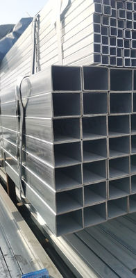 12 M Longueur ± 1% Tolérance Pipe en acier rectangulaire galvanisé soudé 40x60 pour les tuyaux de serre de grand diamètre