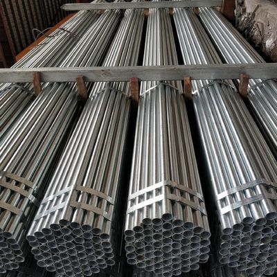 12 M Longueur ± 1% Tolérance Pipe en acier rectangulaire galvanisé soudé 40x60 pour les tuyaux de serre de grand diamètre