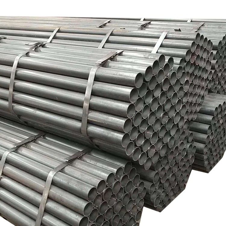 Technique ERW Pipe en acier au carbone Tubes en acier noir sans soudure Pour les installations hydrauliques / pétrolières / gazières
