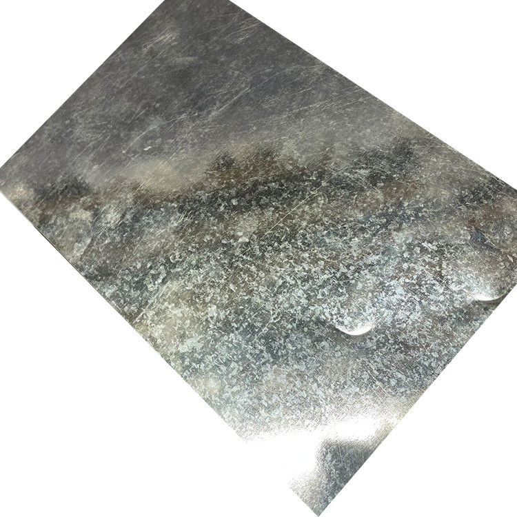 Z121-Z180 Coating Prime DC01 DC02 Plaque d'acier galvanisé laminée à froid de 0,3 mm couverte de couleur claire avec surface légèrement huilée